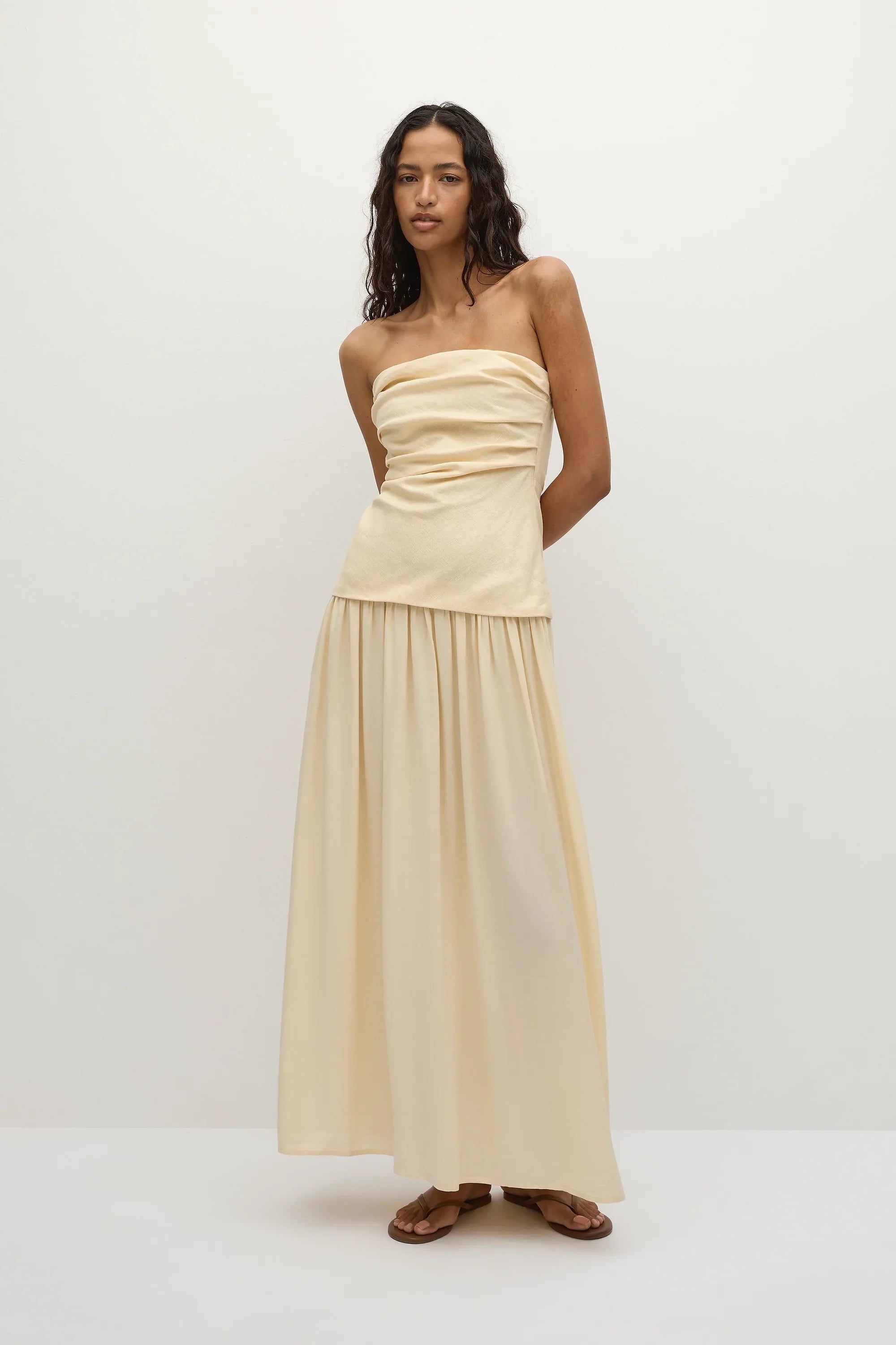 Robe longue Hedy jaune beurre - Vente finale